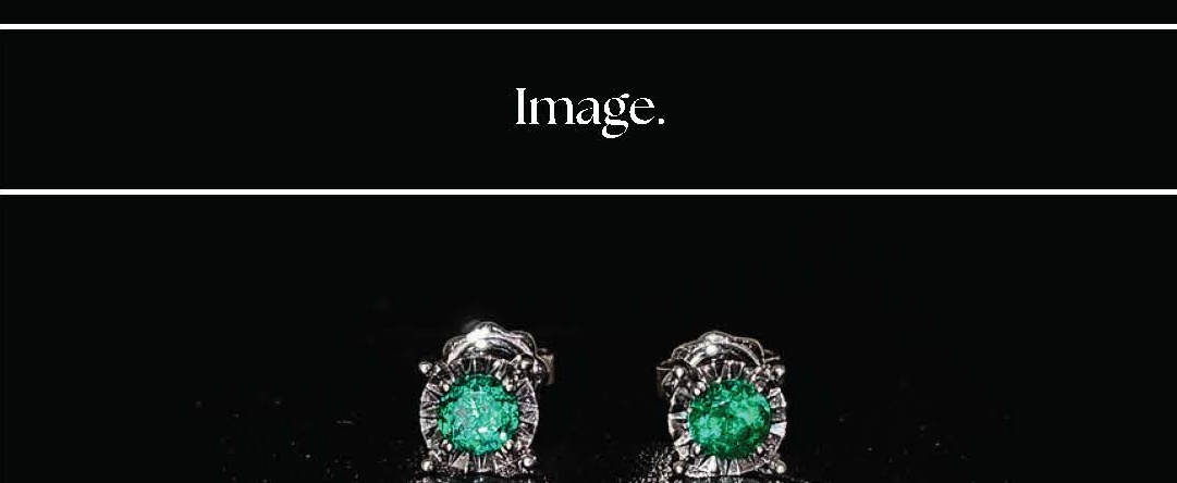Mini Emerald Engaste Ilusión de Botón Aretes in Oro Blanco